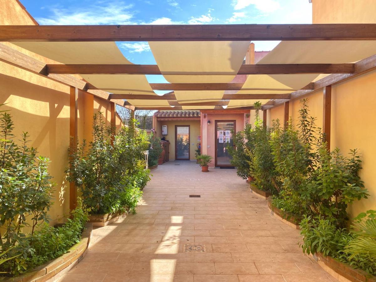 Càbras Gioia Guesthouse מראה חיצוני תמונה