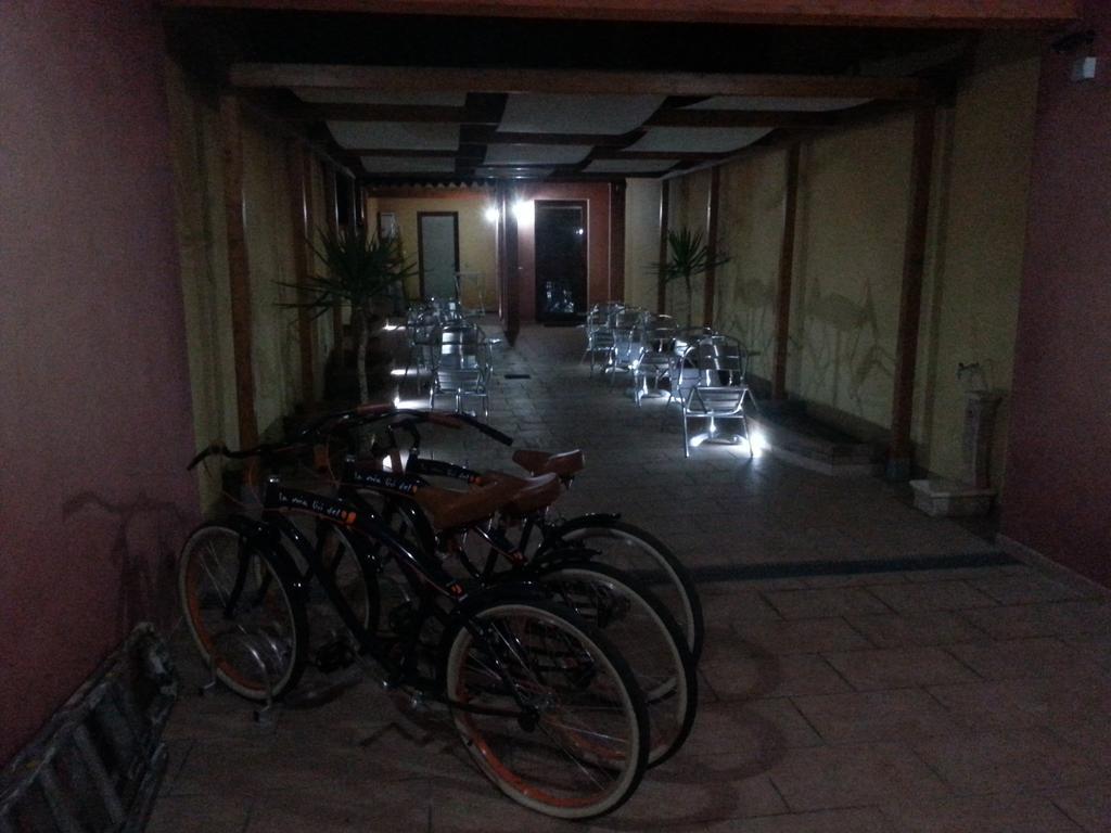 Càbras Gioia Guesthouse מראה חיצוני תמונה