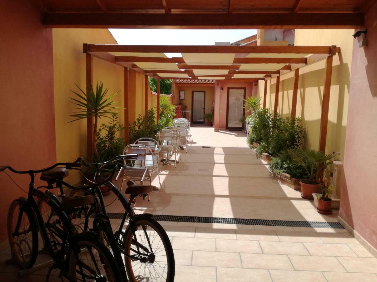 Càbras Gioia Guesthouse מראה חיצוני תמונה